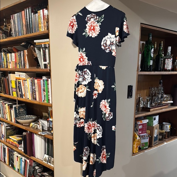 Navy Floral Fortune + Ivy (ps) NWOT High Low Wrap Dress with Flutter Sleeves - Picture 4 of 4